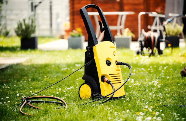 Best Parking Lot and Garage Cleaning  in Emporia, KS